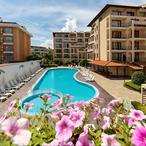 Hotel apartamentowy Tourist Complex Rose Village