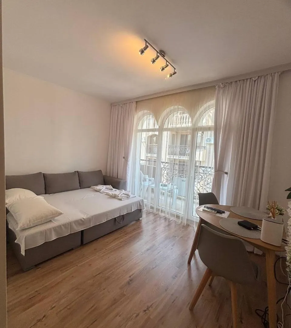 Aparthotel Dawn Park Deluxe Słoneczny Brzeg 2*,  Bułgaria